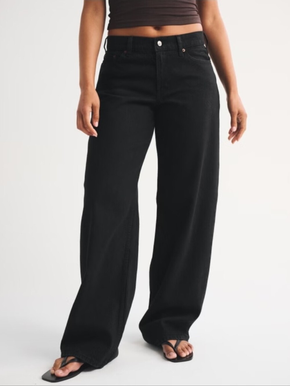 Abercrombie Black Low Rise Ultra Loose Women’s Jeans in Long Length - NWT!
